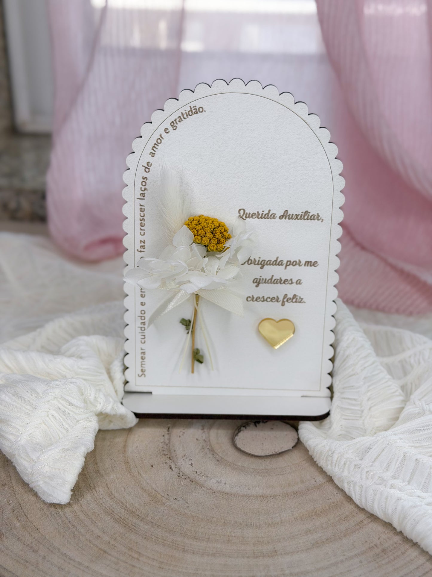 Placa oval com base floral v2