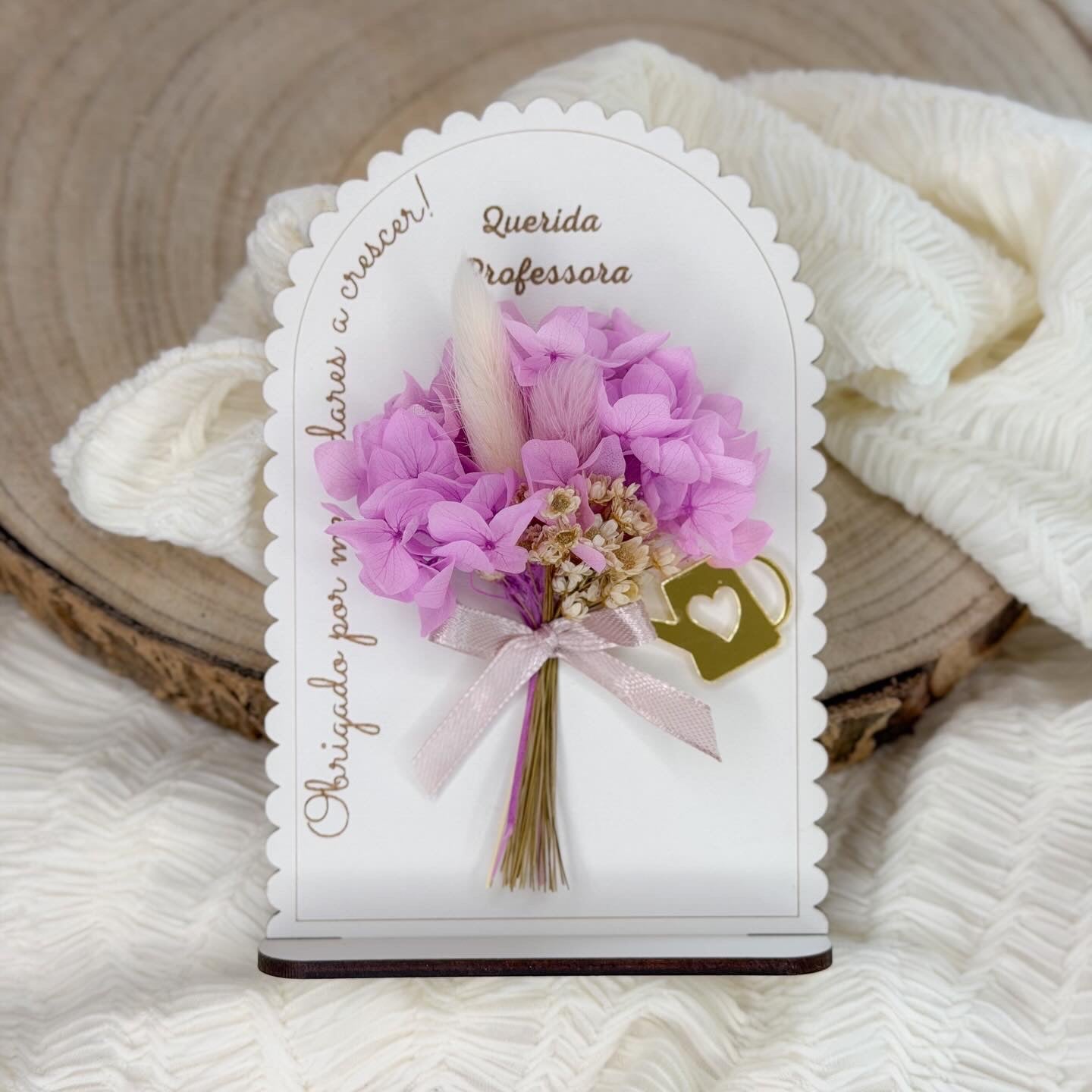 Placa oval com base floral