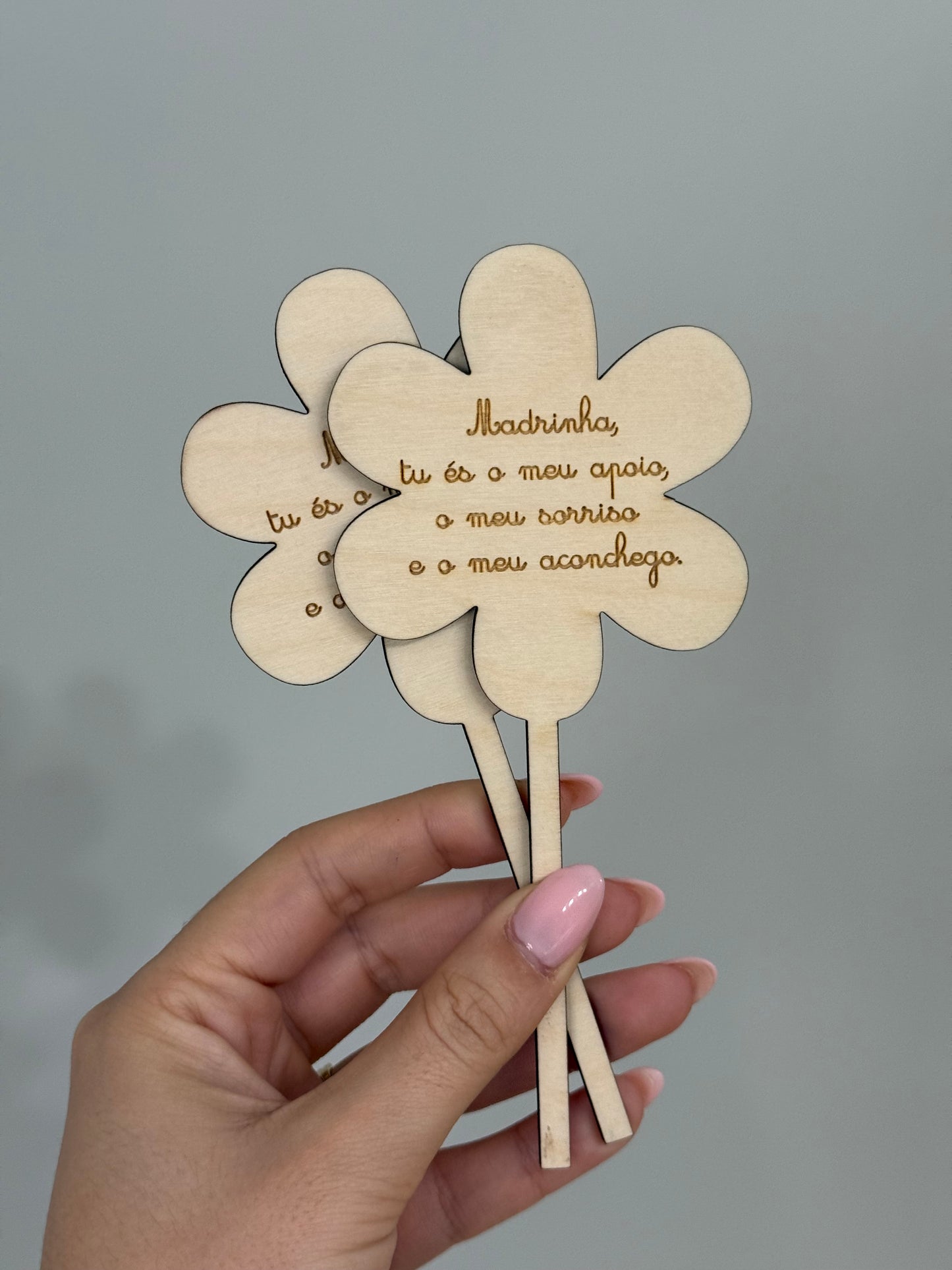 Flor em madeira